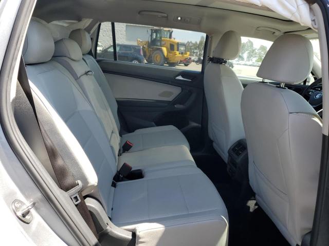 3VV3B7AX6MM014744 - 2021 VOLKSWAGEN TIGUAN SE Silber Foto 11