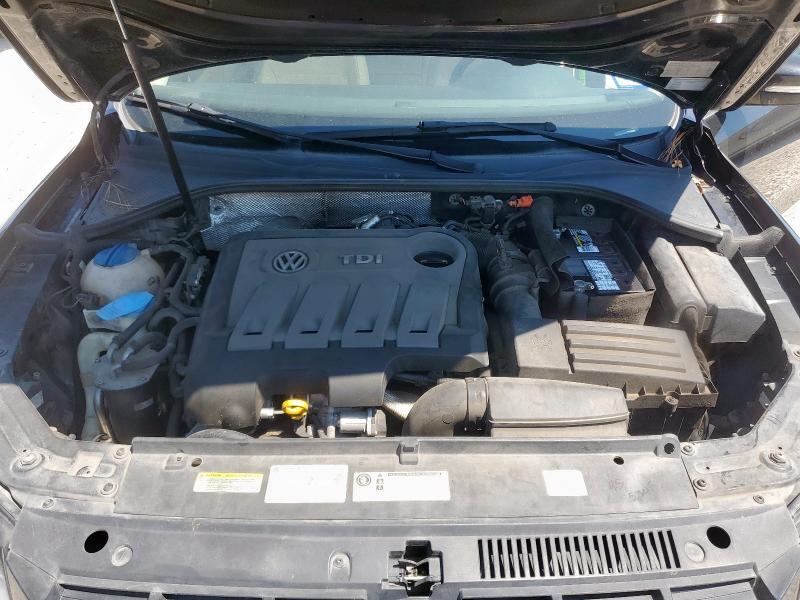 1VWBN7A38EC044875 - 2014 VOLKSWAGEN PASSAT SE BLACK photo 11