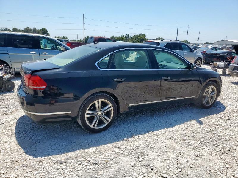 1VWBN7A38EC044875 - 2014 VOLKSWAGEN PASSAT SE BLACK photo 3