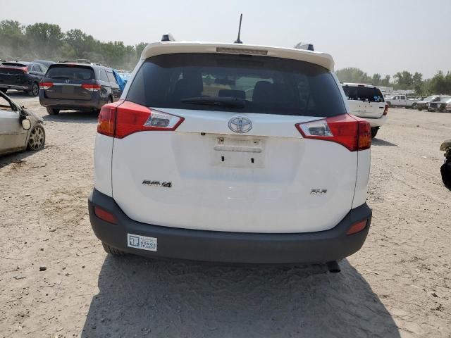 2T3WFREV0FW206134 - 2015 TOYOTA RAV4 XLE WHITE photo 6