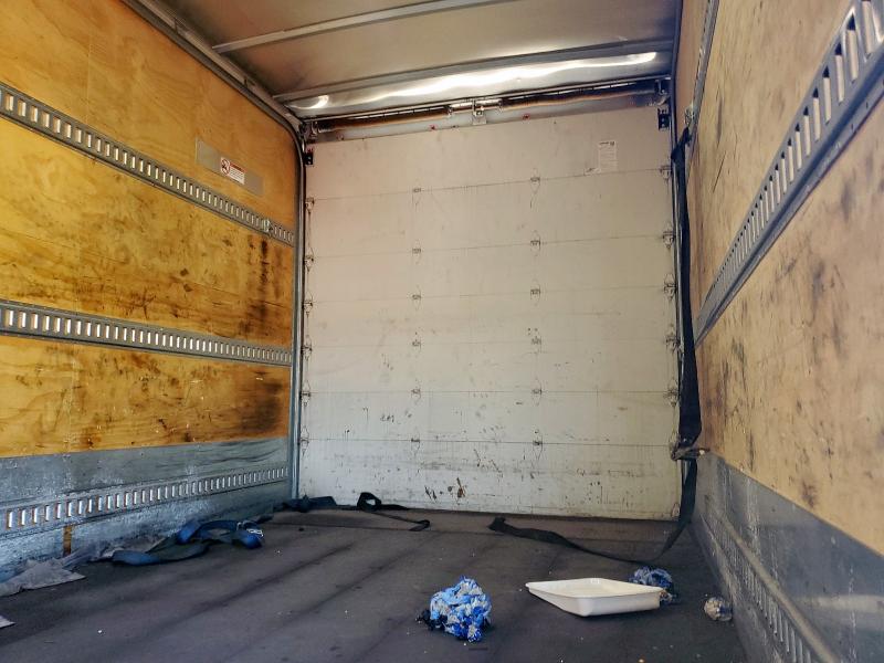 54DC4W1D4MS206286 - 2021 ISUZU NPR HD WHITE photo 11