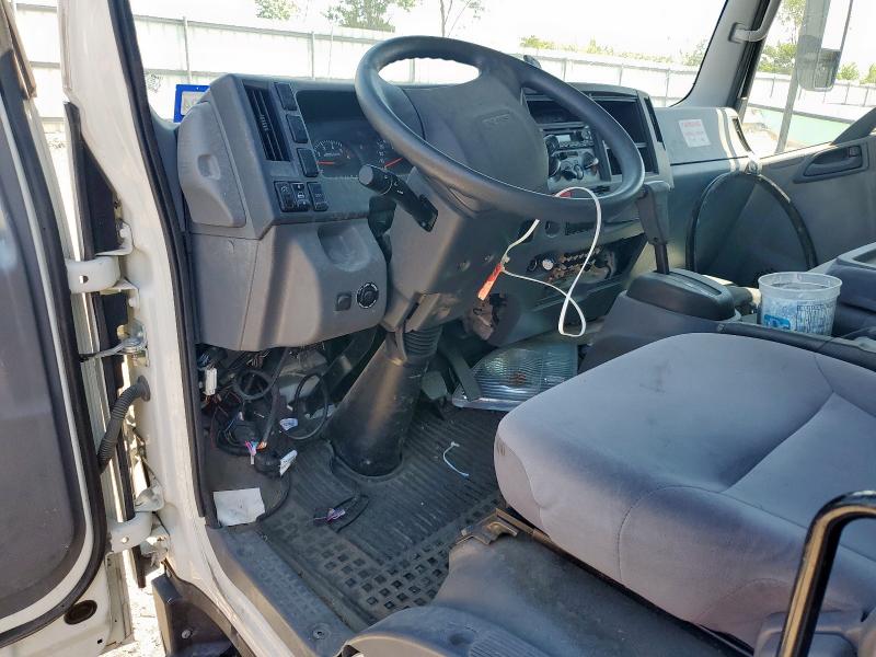 54DC4W1D4MS206286 - 2021 ISUZU NPR HD WHITE photo 8