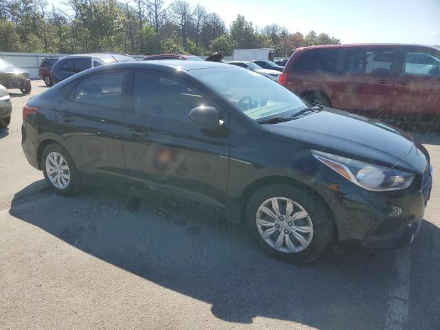 3KPC24A35JE021653 - 2018 HYUNDAI ACCENT SE Negro foto 4