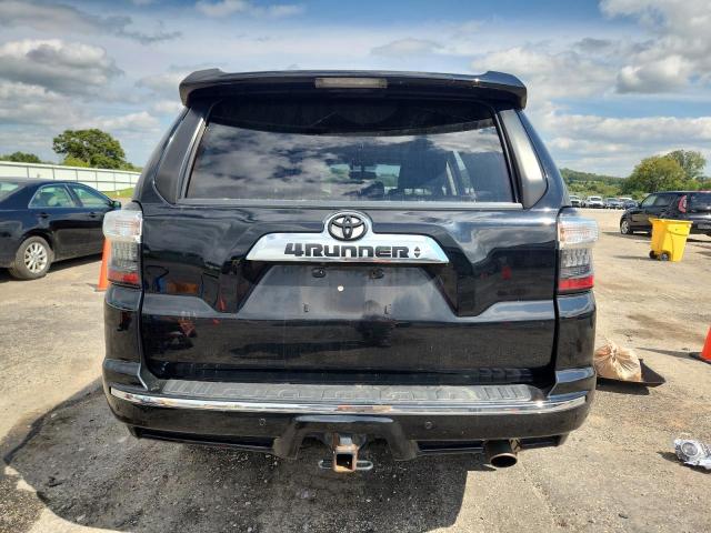 JTEBU5JR7J5532434 - 2018 TOYOTA 4RUNNER SR5/SR5 PREMIUM أسود صورة 6