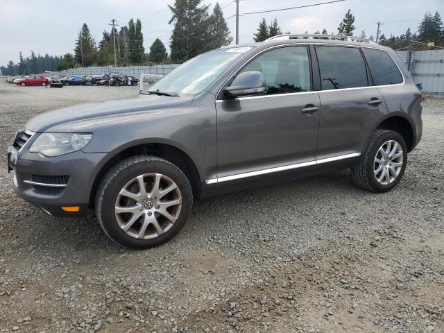 2010 VOLKSWAGEN TOUAREG V6, 