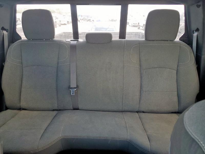 3C6UR5CJ7NG305353 - 2022 RAM 2500 TRADESMAN 白色 照片 10