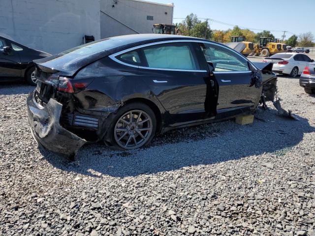 5YJ3E1EA7KF410594 - 2019 TESLA MODEL 3 BLACK photo 3