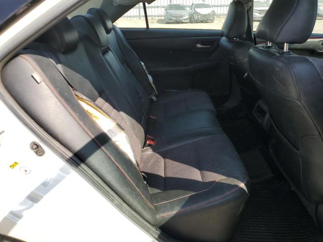 4T1BF1FK9GU215817 - 2016 TOYOTA CAMRY LE WHITE photo 10