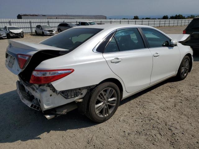 4T1BF1FK9GU215817 - 2016 TOYOTA CAMRY LE WHITE photo 3