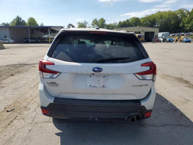 JF2SKAUCXMH468968 - 2021 SUBARU FORESTER LIMITED თეთრი ფოტო 6