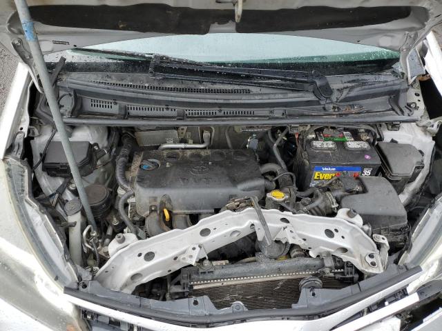 VNKKTUD32FA053952 - 2015 TOYOTA YARIS SILVER photo 11