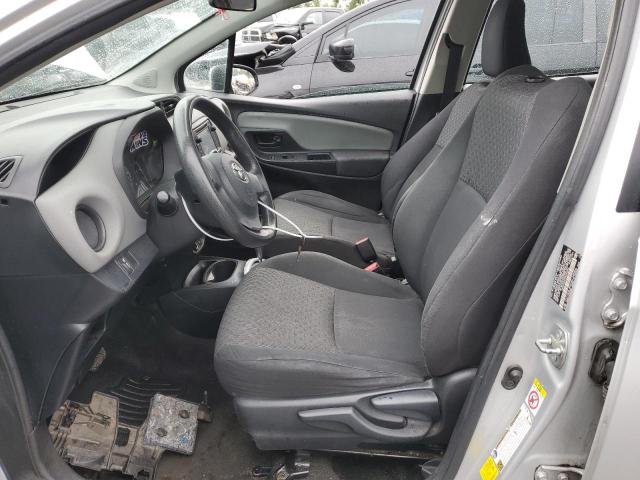 VNKKTUD32FA053952 - 2015 TOYOTA YARIS SILVER photo 7