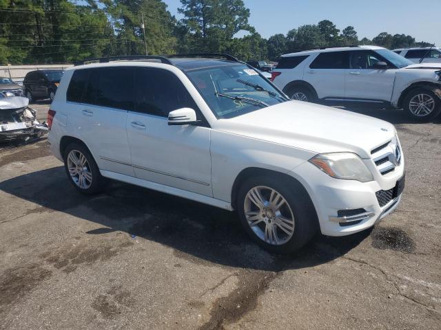 WDCGG8JB2FG396709 - 2015 MERCEDES-BENZ GLK 350 4MATIC WHITE photo 4