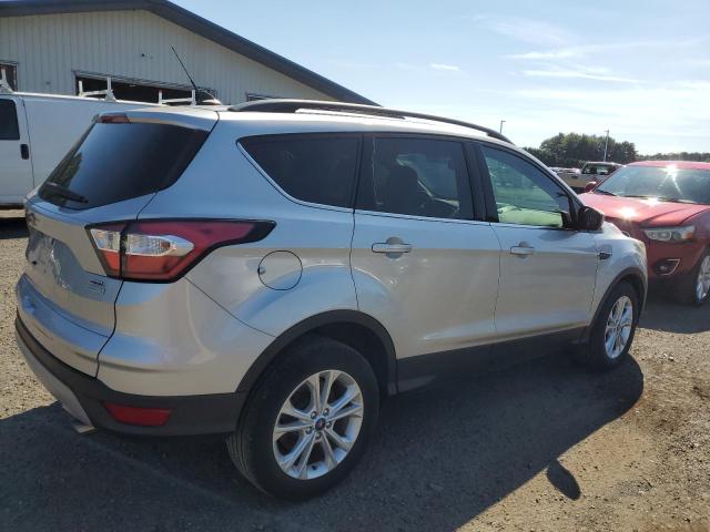 1FMCU0HD9JUB58920 - 2018 FORD ESCAPE SEL SILVER photo 3
