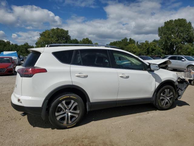 JTMBFREV1HJ163584 - 2017 TOYOTA RAV4 LE WHITE photo 3