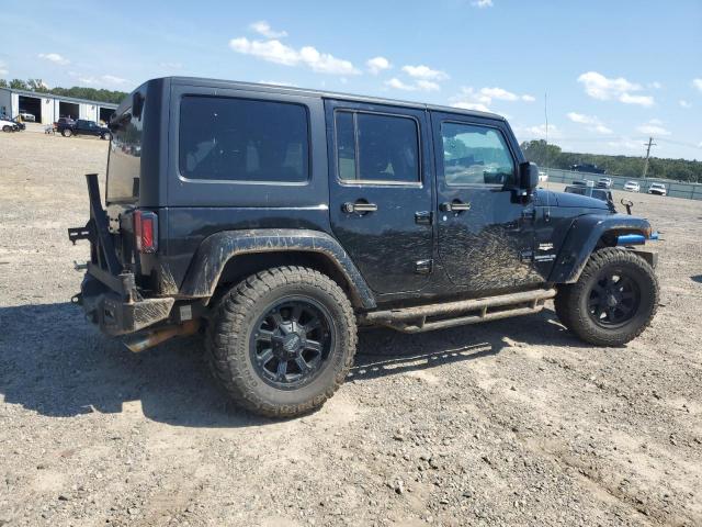 1C4HJWEG1EL129430 - 2014 JEEP WRANGLER U SAHARA BLACK photo 3