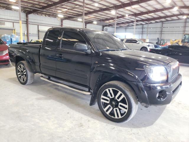 5TETU4GN2AZ681287 - 2010 TOYOTA TACOMA PRERUNNER ACCESS CAB BLACK photo 4