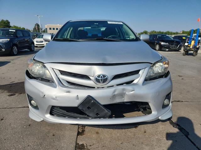 2T1BU4EE6BC740637 - 2011 TOYOTA COROLLA BASE فضي صورة 5