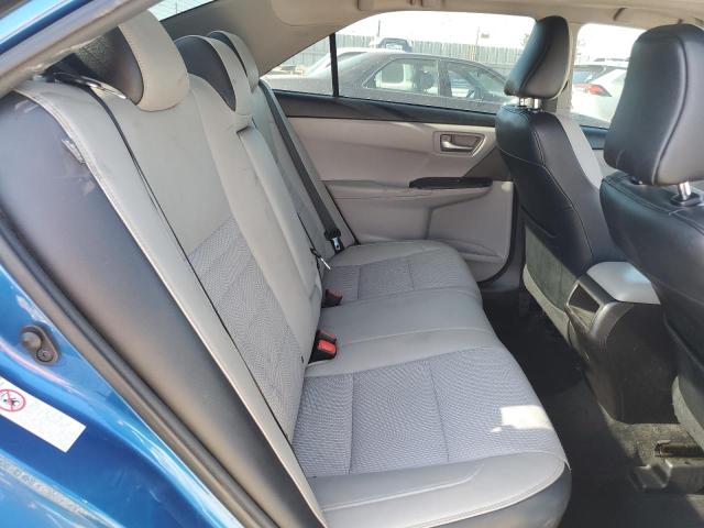 4T1BF1FK8HU706879 - 2017 TOYOTA CAMRY LE BLUE photo 10