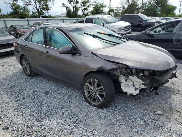 4T1BF1FKXGU204096 - 2016 TOYOTA CAMRY LE GRAY photo 4