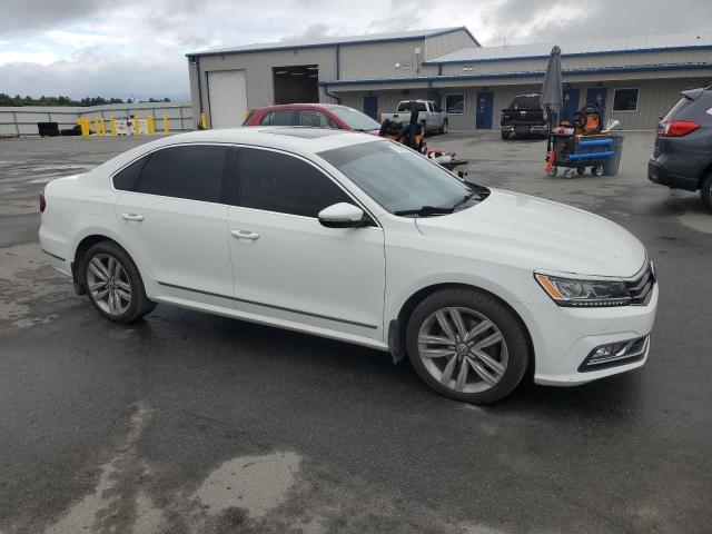 1VWGT7A32HC040434 - 2017 VOLKSWAGEN PASSAT SE თეთრი ფოტო 4