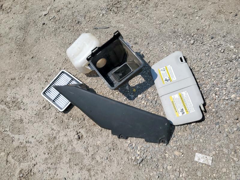 JF2SHADC6CH439609 - 2012 SUBARU FORESTER 2.5X PREMIUM 银色 照片 12