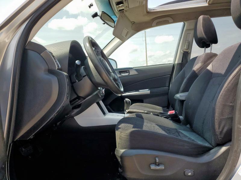 JF2SHADC6CH439609 - 2012 SUBARU FORESTER 2.5X PREMIUM 银色 照片 7