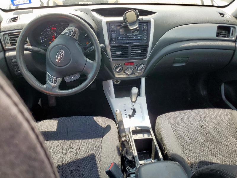 JF2SHADC6CH439609 - 2012 SUBARU FORESTER 2.5X PREMIUM 银色 照片 8