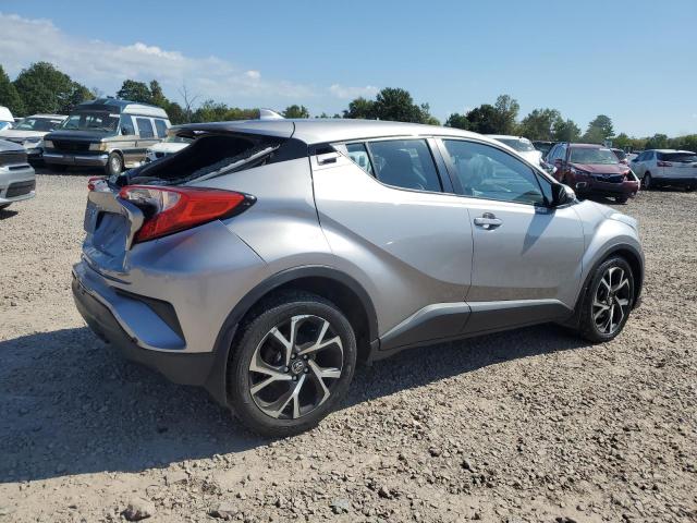 NMTKHMBX6JR029468 - 2018 TOYOTA C-HR XLE Күміс фото 3