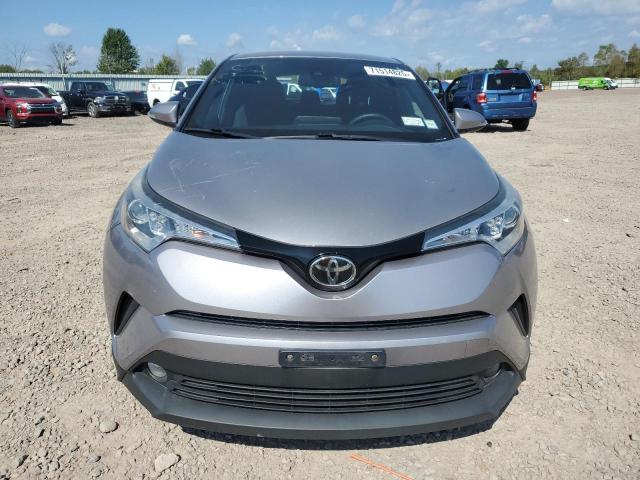 NMTKHMBX6JR029468 - 2018 TOYOTA C-HR XLE Күміс фото 5