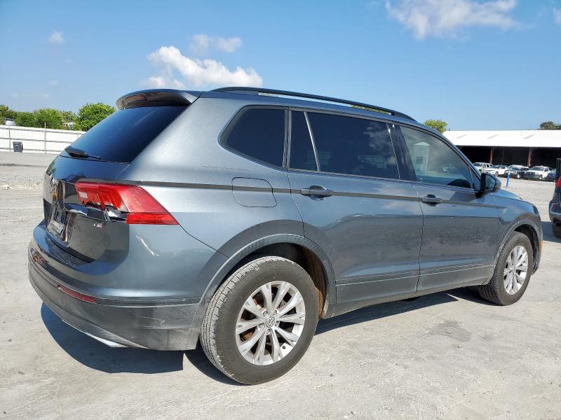 3VV1B7AX4JM092300 - 2018 VOLKSWAGEN TIGUAN S Մոխրագույն լուսանկար 3