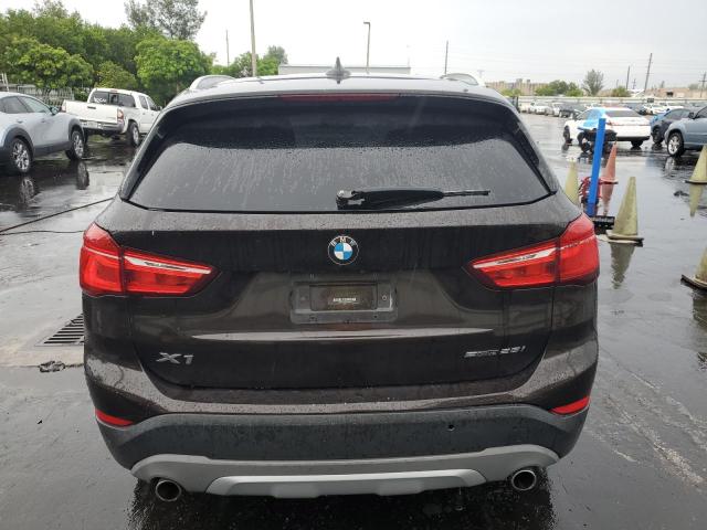 WBXHU7C53K3H44786 - 2019 BMW X1 SDRIVE28I BROWN photo 6