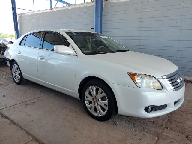 4T1BK36B98U324125 - 2008 TOYOTA AVALON XL WHITE photo 4
