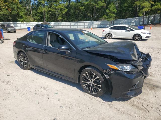 4T1B11HK6JU129528 - 2018 TOYOTA CAMRY L BLACK photo 4