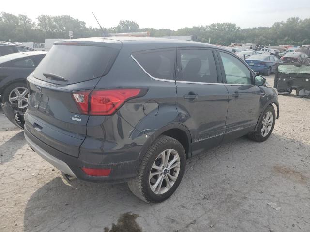 1FMCU0GD2KUB59300 - 2019 FORD ESCAPE SE 灰色 照片 3