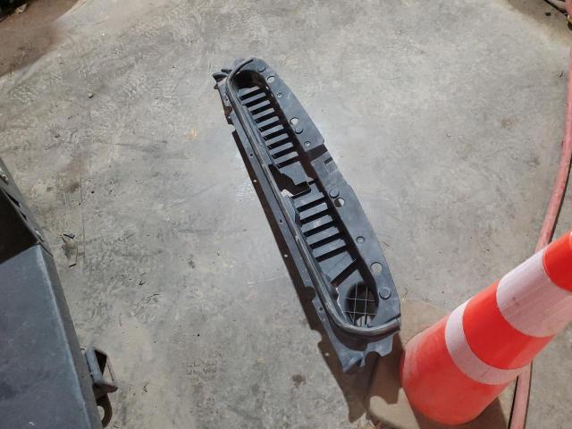 1GC2YLE72MF117073 - 2021 CHEVROLET SILVERADO K2500 HEAVY DUTY WHITE photo 12