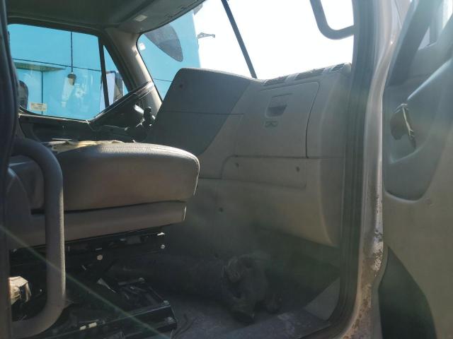 3AKJGHDV3HSJF4502 - 2017 FREIGHTLINER CASCADIA 1 GRAY photo 5