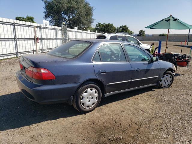 1HGCG6654YA136492 - 2000 HONDA ACCORD LX BLUE photo 3