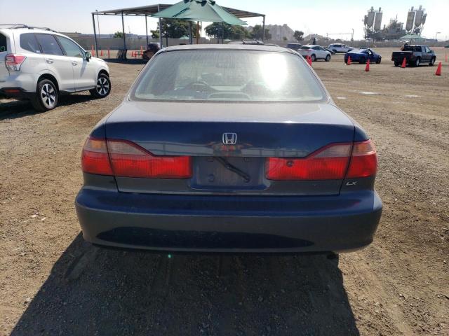 1HGCG6654YA136492 - 2000 HONDA ACCORD LX BLUE photo 6