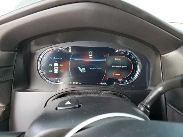 1GYS4KKJXHR159740 - 2017 CADILLAC ESCALADE ESV PLATINUM შავი ფოტო 9