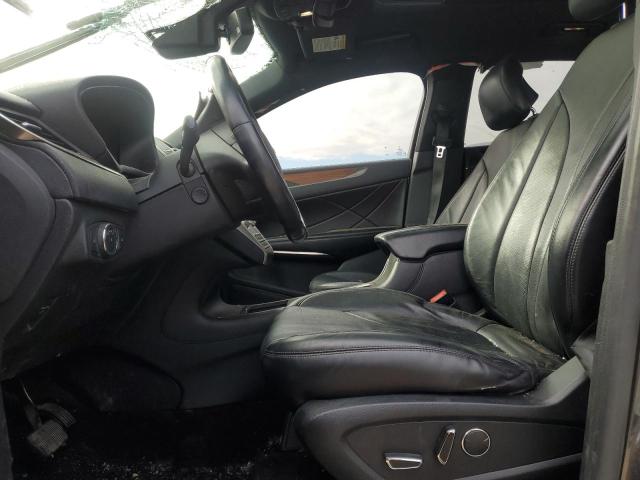 5LMCJ3D91HUL35933 - 2017 LINCOLN MKC RESERVE GRAY photo 7