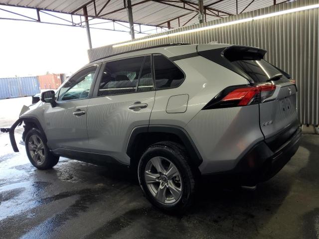 2T3W1RFV6SW376294 - 2025 TOYOTA RAV4 XLE SILVER photo 2