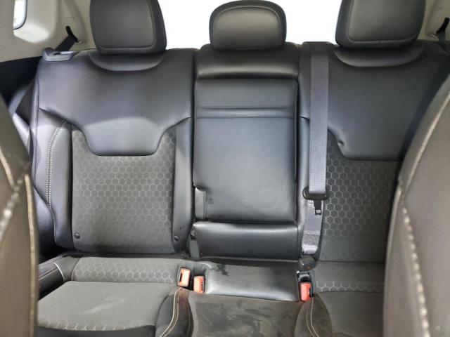 3C4NJDBB9KT597566 - 2019 JEEP COMPASS LATITUDE Weiß Foto 10