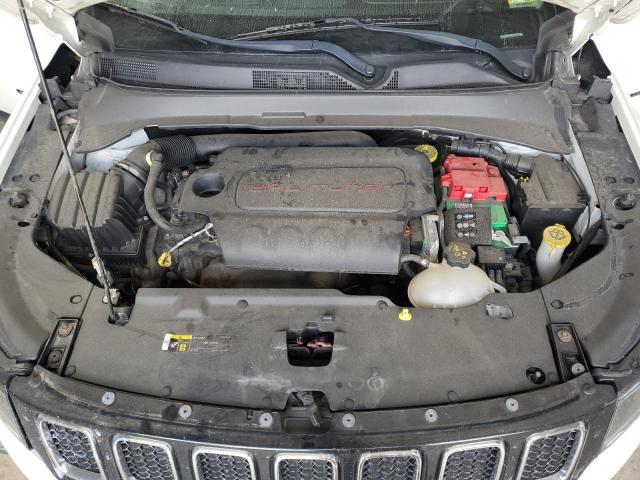 3C4NJDBB9KT597566 - 2019 JEEP COMPASS LATITUDE Weiß Foto 12