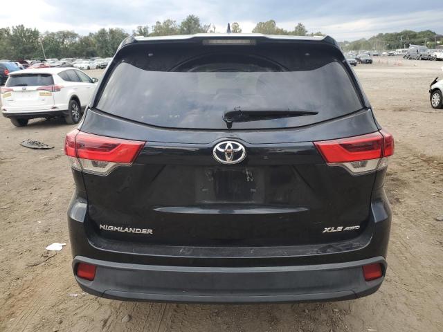 5TDJZRFH3HS470091 - 2017 TOYOTA HIGHLANDER SE BLACK photo 6