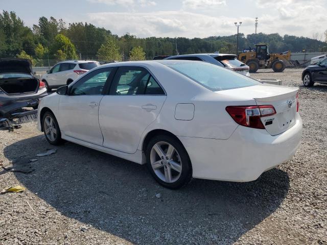 4T1BF1FK9CU556970 - 2012 TOYOTA CAMRY BASE WHITE photo 2