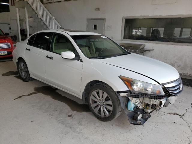 1HGCP3F89CA027852 - 2012 HONDA ACCORD EXL WHITE photo 4