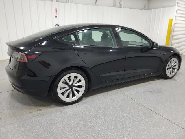 5YJ3E1EA4NF290371 - 2022 TESLA MODEL 3 BLACK photo 3