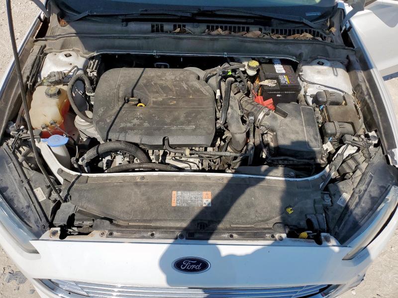 3FA6P0HD2GR354907 - 2016 FORD FUSION SE WHITE photo 11