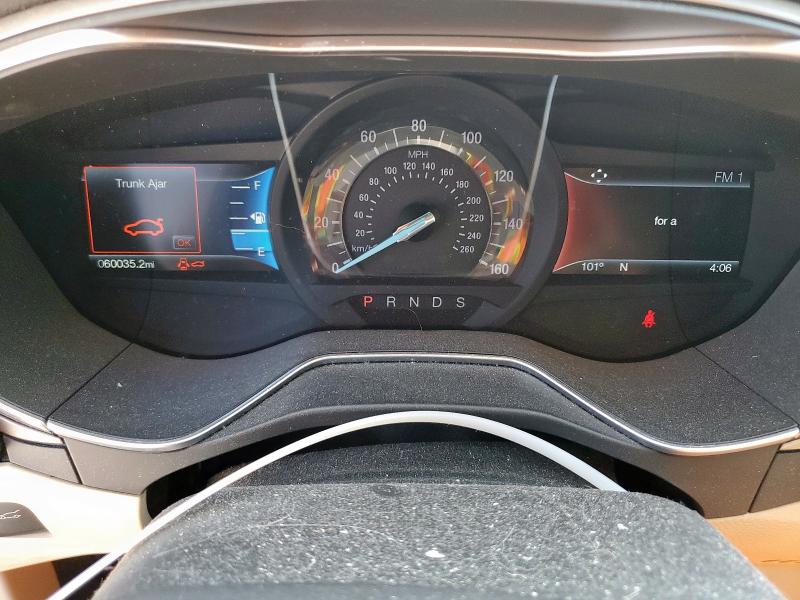 3FA6P0HD2GR354907 - 2016 FORD FUSION SE WHITE photo 9